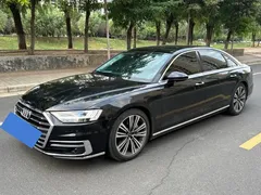 2019 Audi A8L 55 TFSI quattro, чёрный — фото 1