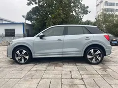 2022 Audi Q2L 35 TFSI — фото 4