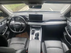 2023 Geely Preface 1.5TD, чёрный — фото 5