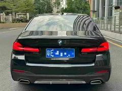 2021 BMW 5 Series 5 530Li M, чёрный — фото 5