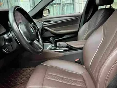 2021 BMW 5 Series 5 530Li M, чёрный — фото 9