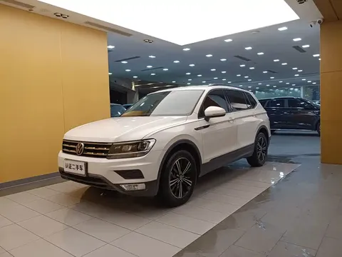 2021 Volkswagen Tiguan L 330TSI AT 2WD
