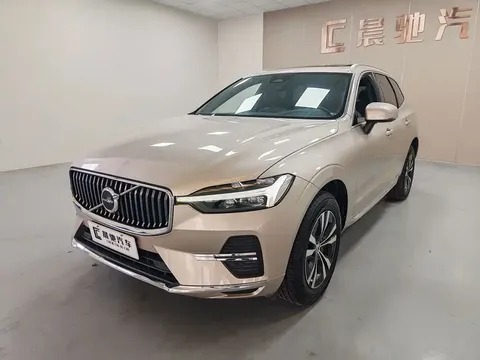 2024 Volvo XC60 4WD Luxury