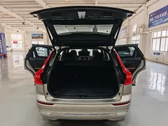 2024 Volvo XC60 4WD Luxury — фото 14