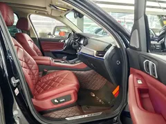 2022 BMW X5 30Li Premium M Sport Package, чёрный — фото 13