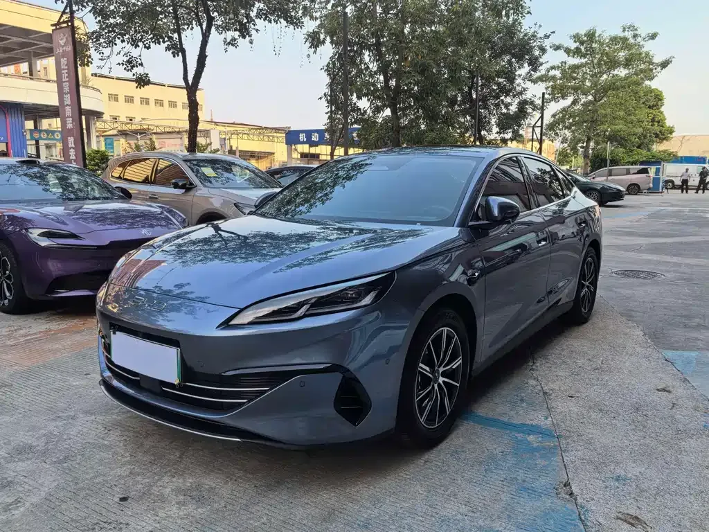 2026 BYD Seal 06 DM-i 210KM