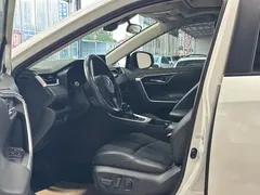 2022 Toyota Wildlander Hybrid 2.5L E-CVT 2WD PLUS, белый — фото 4