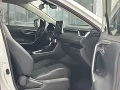 2022 Toyota Wildlander Hybrid 2.5L E-CVT 2WD PLUS, белый — фото 5