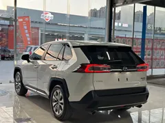 2022 Toyota Wildlander Hybrid 2.5L E-CVT 2WD PLUS, белый — фото 11