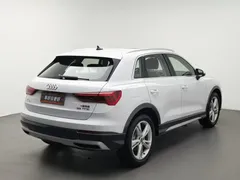 2021 Audi Q3 35 TFSI, белый — фото 2