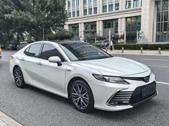 2021 Toyota Camry Hybrid 2.5HG Luxury, белый — фото 7