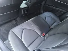 2021 Toyota Camry Hybrid 2.5HG Luxury, белый — фото 15