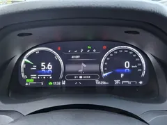 2021 Toyota Camry Hybrid 2.5HG Luxury, белый — фото 23