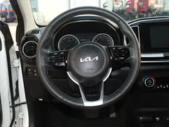 2021 Kia Yipao 1.4L CVT Sunroof, белый — фото 8