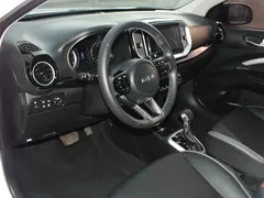 2021 Kia Yipao 1.4L CVT Sunroof, белый — фото 11