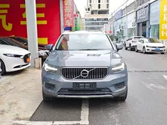 2021 Volvo XC40 T3 Fashion — фото 2