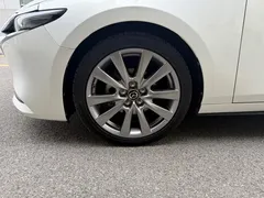 2020 Mazda 3 2.0L AT, белый — фото 11