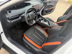 2023 Changan UNI-V 1.5T, белый — фото 20