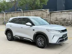 2025 BYD Yuan UP Smart Driving 401km Vitality, белый — фото 3