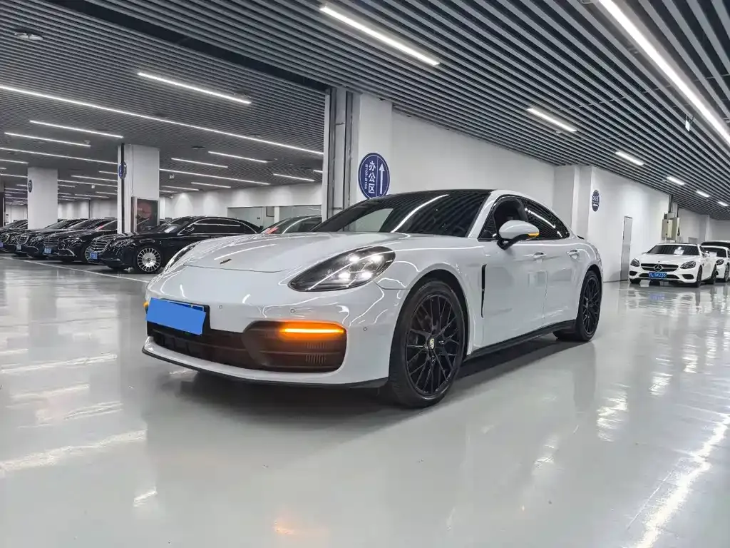 2021 Porsche Panamera 2.9T
