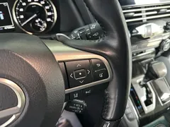 2020 Lexus LM 300h, чёрный — фото 8