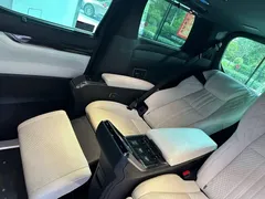 2020 Lexus LM 300h, чёрный — фото 27