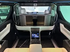 2020 Lexus LM 300h, чёрный — фото 28