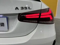 2022 Mercedes-Benz A-Class AMG A 35 L 4MATIC, белый — фото 9