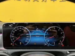 2022 Mercedes-Benz A-Class AMG A 35 L 4MATIC, белый — фото 17