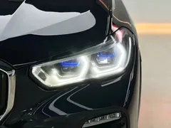 2021 BMW X5 xDrive40i M, чёрный — фото 17