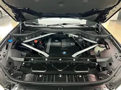 2021 BMW X5 xDrive40i M, чёрный — фото 26