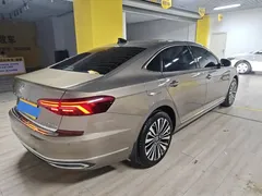 2020 Volkswagen Passat 330TSI Elite VI — фото 4