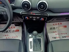2022 Audi Q2L 35 TFSI, белый — фото 18