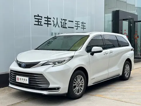 2021 Toyota Sienna 2.5L Hybrid Premium