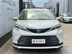 2021 Toyota Sienna 2.5L Hybrid Premium, белый — фото 2