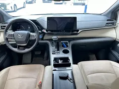 2021 Toyota Sienna 2.5L Hybrid Premium, белый — фото 6