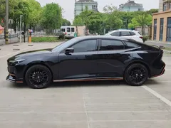 2023 Changan UNI-V 1.5T Sport, чёрный — фото 3