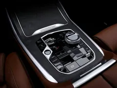 2023 BMW X7 xDrive40i M, чёрный — фото 9