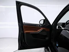 2023 BMW X7 xDrive40i M, чёрный — фото 13