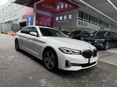 2022 BMW 5 Series 535Le, белый — фото 3