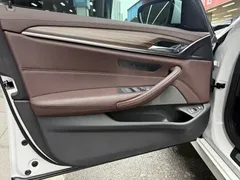2022 BMW 5 Series 535Le, белый — фото 6