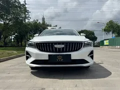 2022 Geely Emgrand 1.5L CVT, белый — фото 1
