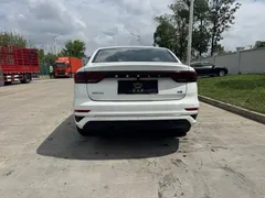 2022 Geely Emgrand 1.5L CVT, белый — фото 9