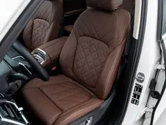 2023 BMW X7 xDrive40i Luxury Package, белый — фото 5