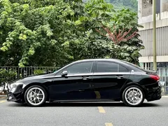 2020 Mercedes-Benz A-Class AMG A 35 L 4MATIC, чёрный — фото 3