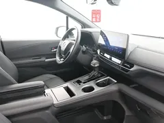 2021 Toyota Sienna 2.5L Hybrid Supreme, белый — фото 12