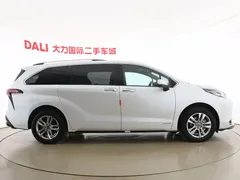 2021 Toyota Sienna 2.5L Hybrid Supreme, белый — фото 13