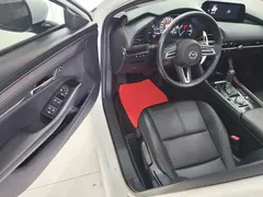 2021 Mazda 3 2.0L AT, белый — фото 16
