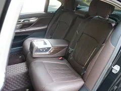 2022 BMW 7 Series 7 740Li, чёрный — фото 25