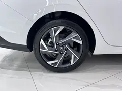 2023 Hyundai Elantra 1.5L CVT GLX Elite, белый — фото 19